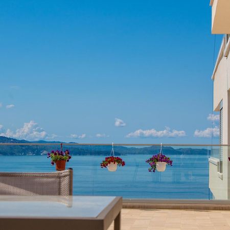 Luxury Sea View Apartaments Saranda Dış mekan fotoğraf